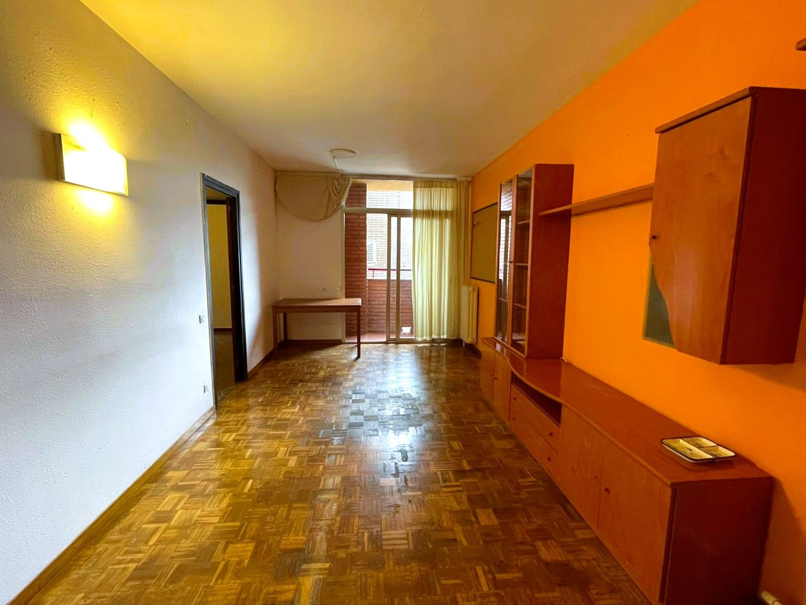 Flat for sale in Sants