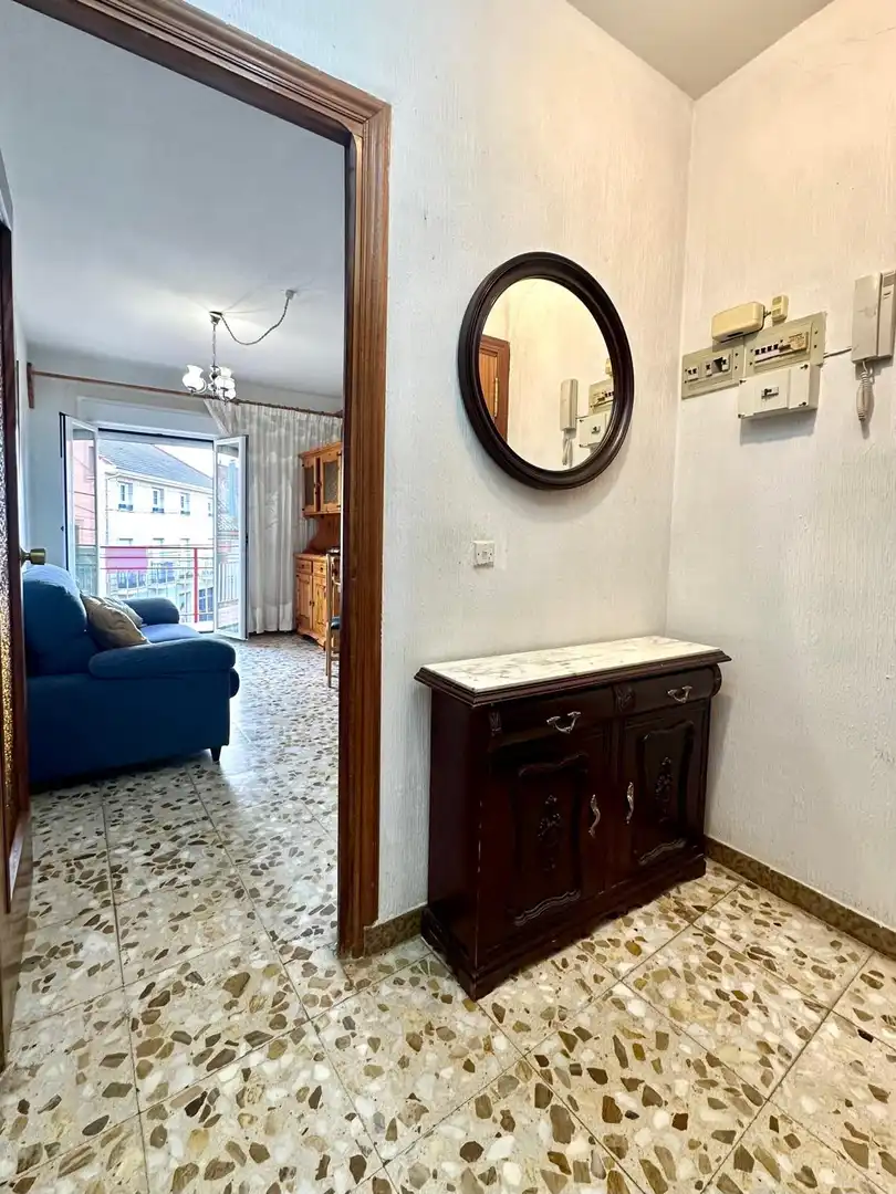 Wohnung zum Verkauf in Lozoya mit Terrasse und Balkon