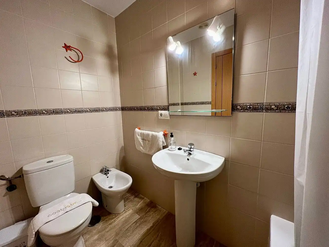 Baño de Apartamento en venta en Chiclana de la Frontera con Jardín privado, Terraza y Alarma