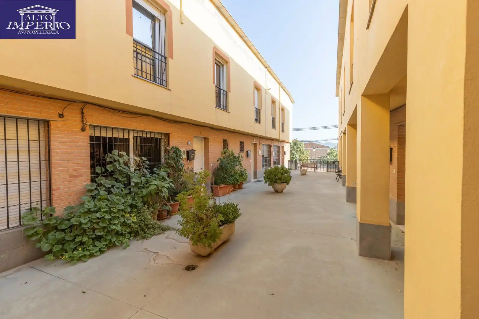 Reihenhaus zum Verkauf in Gójar, imagen 2