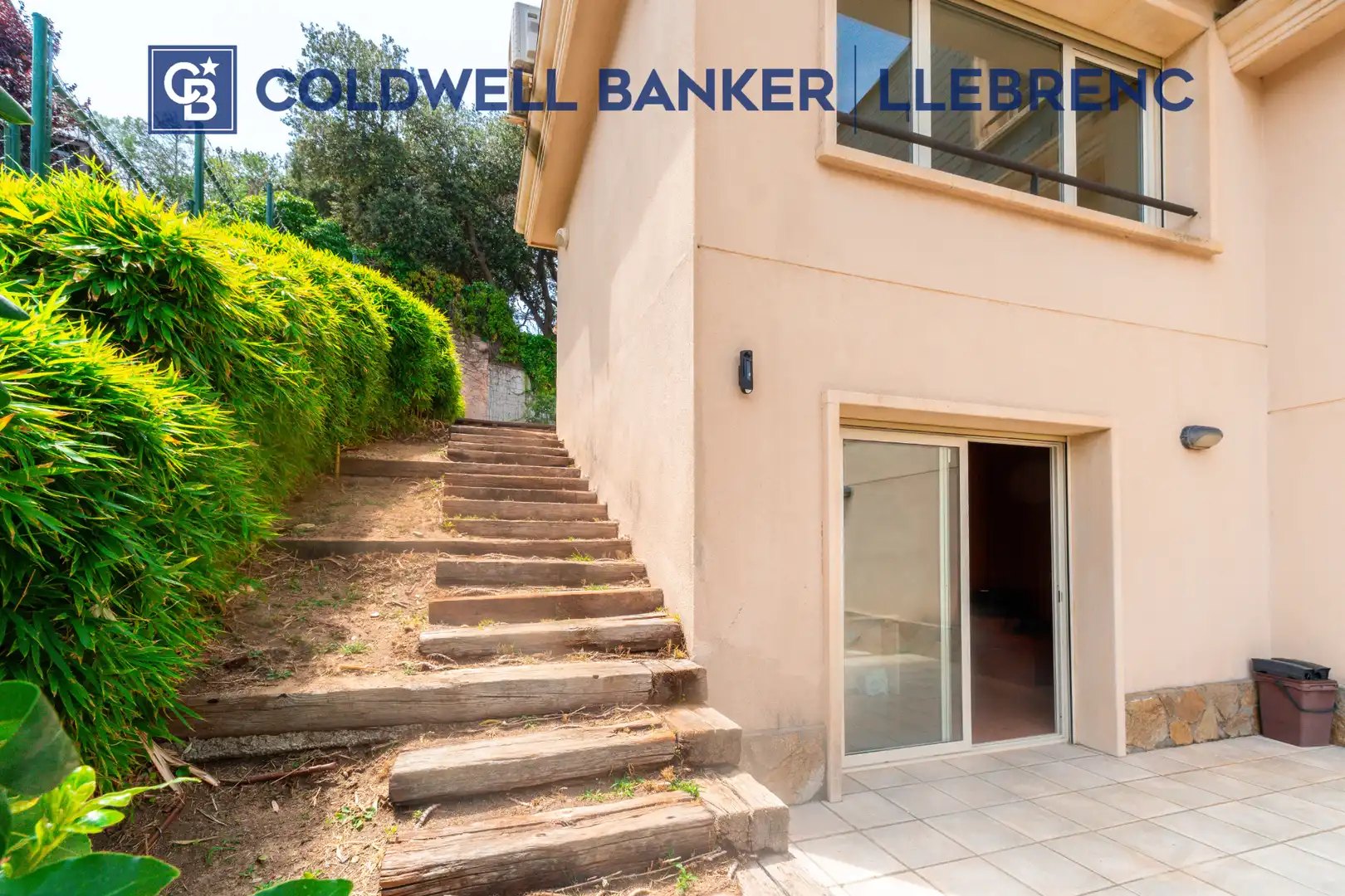Vista exterior de Casa o chalet de alquiler en Barcelona con Aire acondicionado, Calefacción y Jardín privado