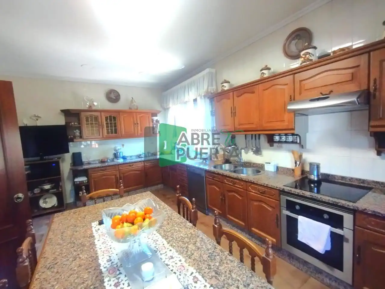 Kitchen of Houses for sale in Ourense Capital   with Heating, Private garden and Terrace