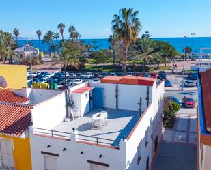 Exterior view of Single-family semi-detached for sale in Vélez-Málaga  with Air Conditioner, Heating and Terrace