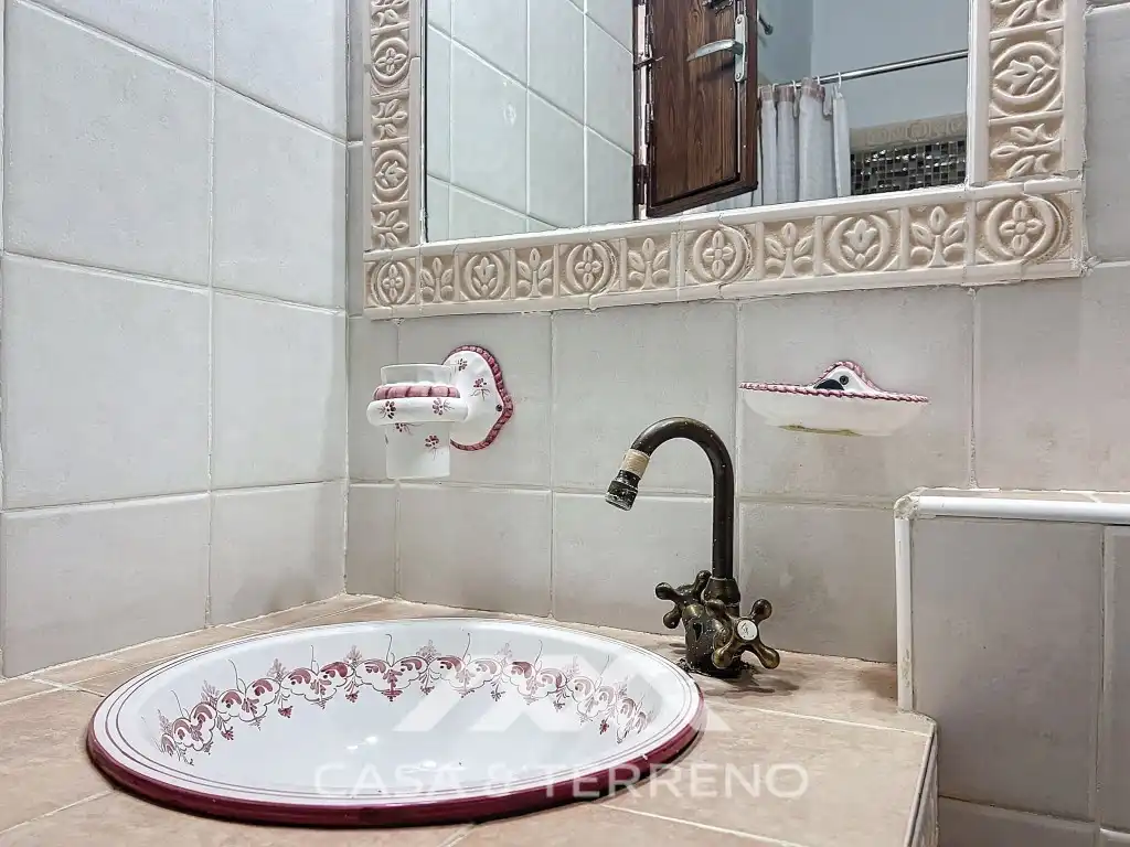 Houses for sale in Camino de Cuesta Bravo, Sedella