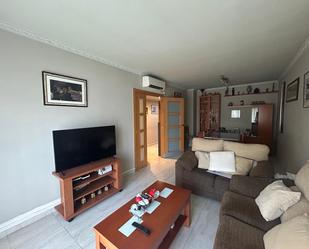 Living room of Flat for sale in Sabadell  with Air Conditioner and Balcony