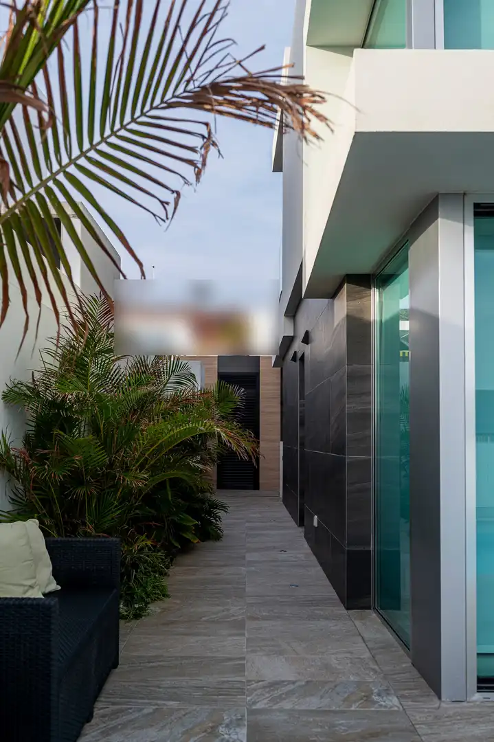 Vista exterior de Casa o chalet en venta en Telde con Aire acondicionado, Jardín privado y Parquet