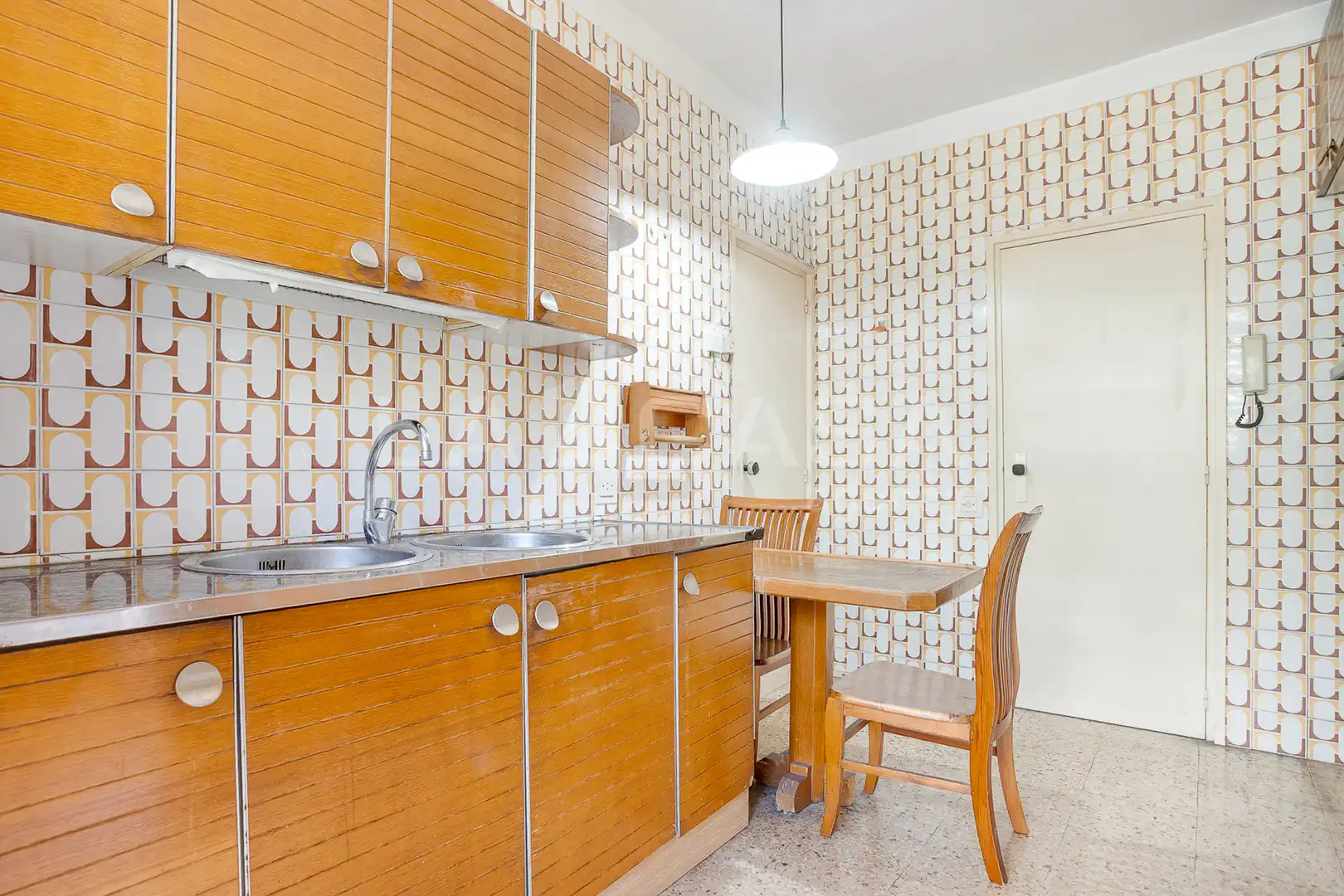 Küche von Wohnung zum Verkauf in Barcelona mit Balkon