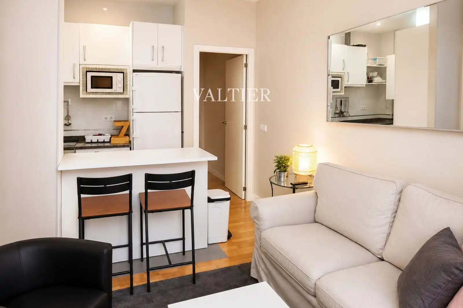 Habitación de Ático de alquiler en Madrid con Aire acondicionado, Terraza y Amueblado