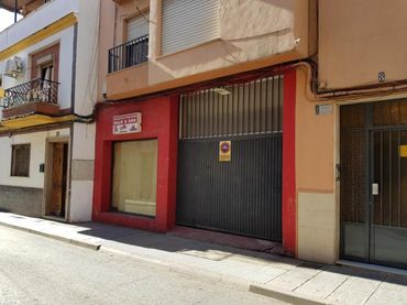Local comercial en venda a C/ Arroyo