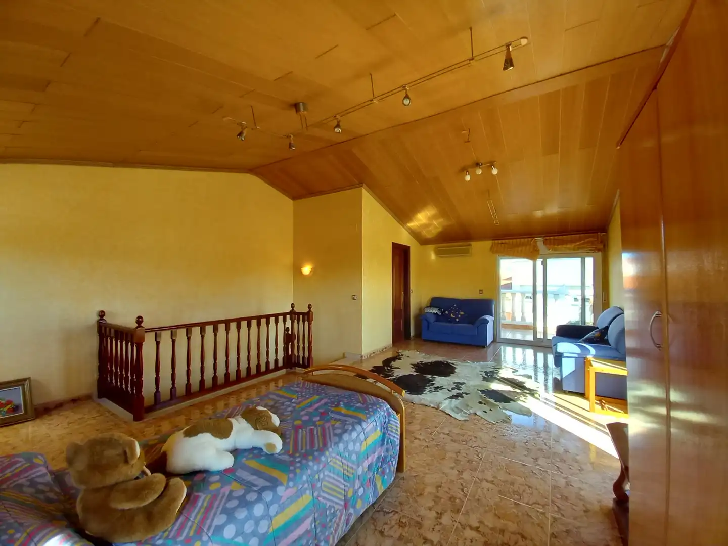 Sala d'estar de Casa o xalet en venda en Vilanova i la Geltrú amb Aire condicionat, Calefacció i Jardí privat