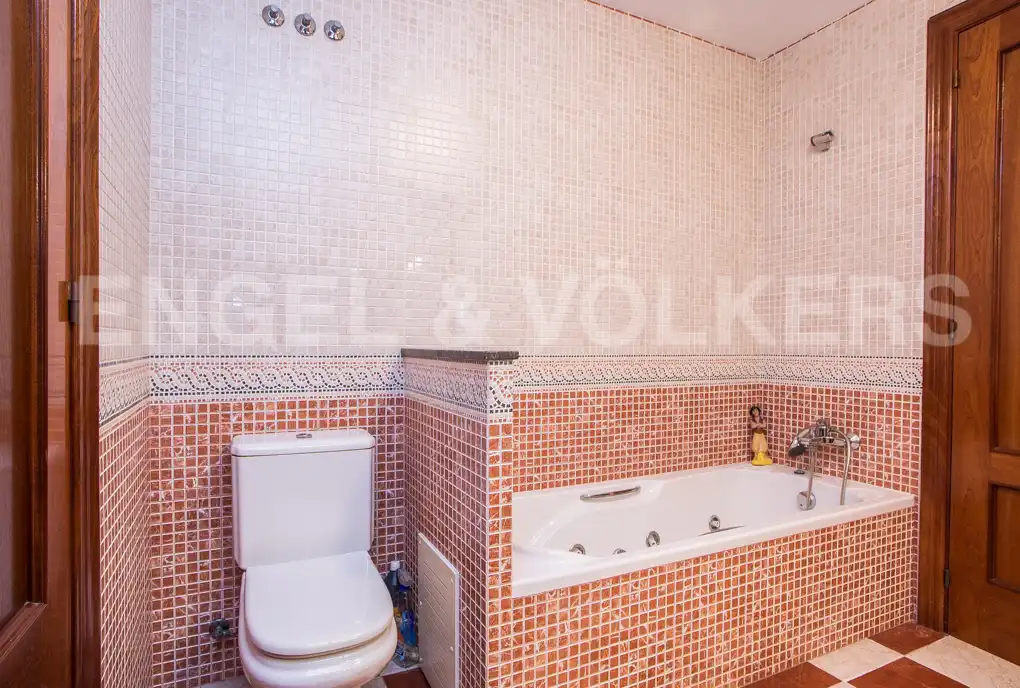 Bathroom of Attic for sale in Manresa  with Air Conditioner, Heating and Terrace