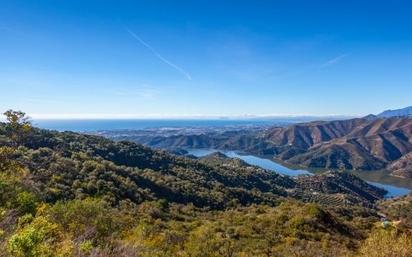 Vista exterior de Planta baixa en venda en Istán amb Aire condicionat, Terrassa i Balcó