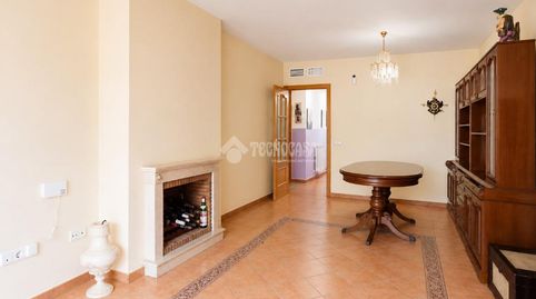 Foto 2 de Casa adosada en venta en Centro, Seseña