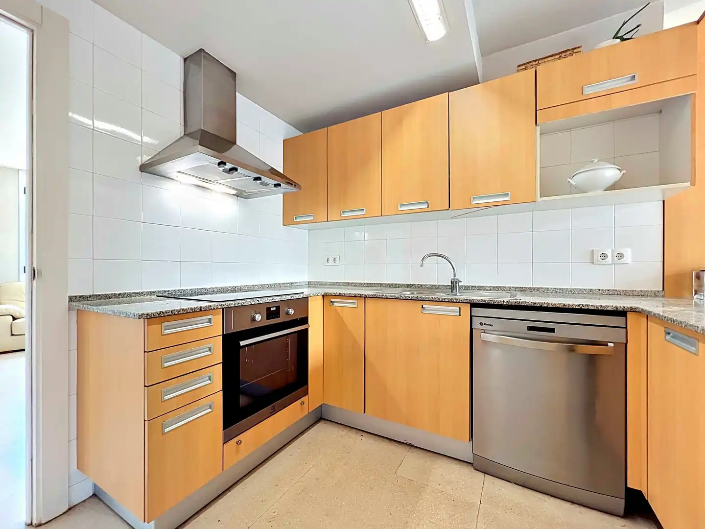 Cuina de Casa o xalet en venda en Premià de Mar amb Aire condicionat, Calefacció i Terrassa