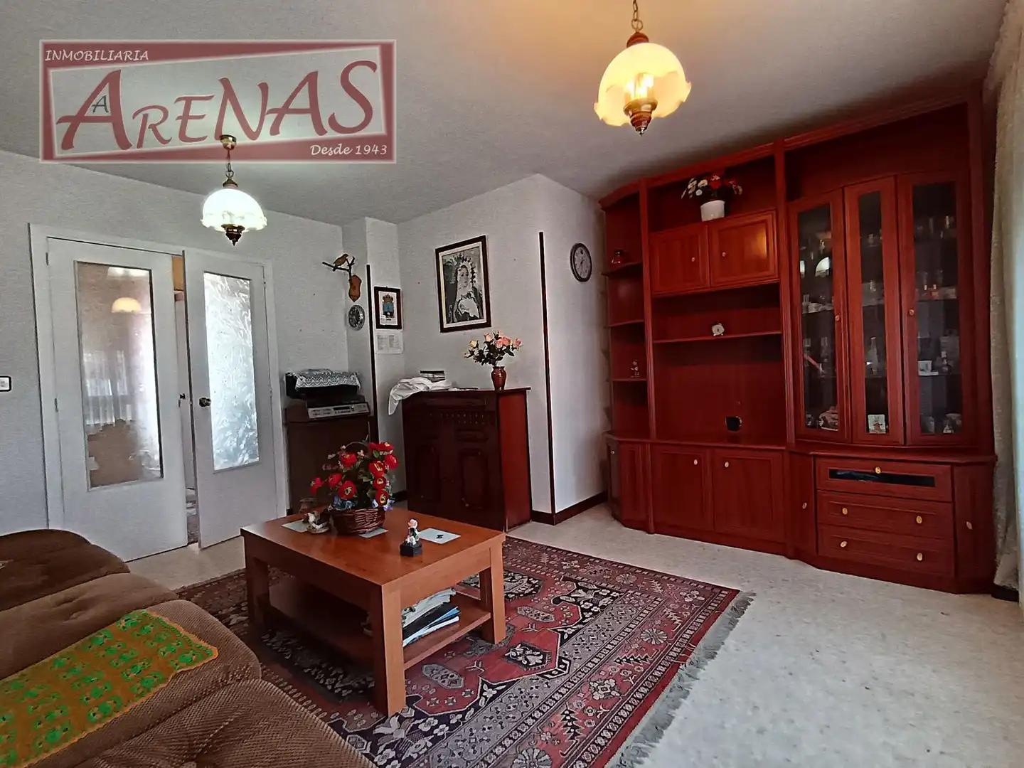 Living room of Flat for sale in Laredo  with Heating, Private garden and Furnished