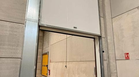 Foto 5 von Fabrikhallen zur Miete in Santa Perpètua de Mogoda, Barcelona