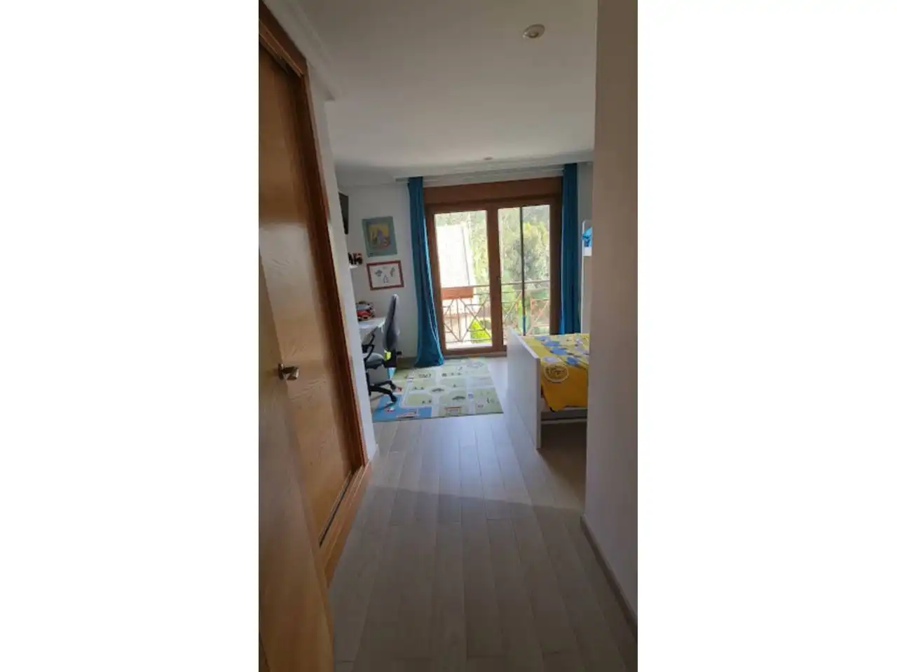 Dormitori de Casa o xalet en venda en Sanxenxo amb Calefacció, Jardí privat i Parquet