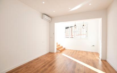 Flat for sale in  Barcelona Capital  with Air Conditioner, Heating and Parquet flooring