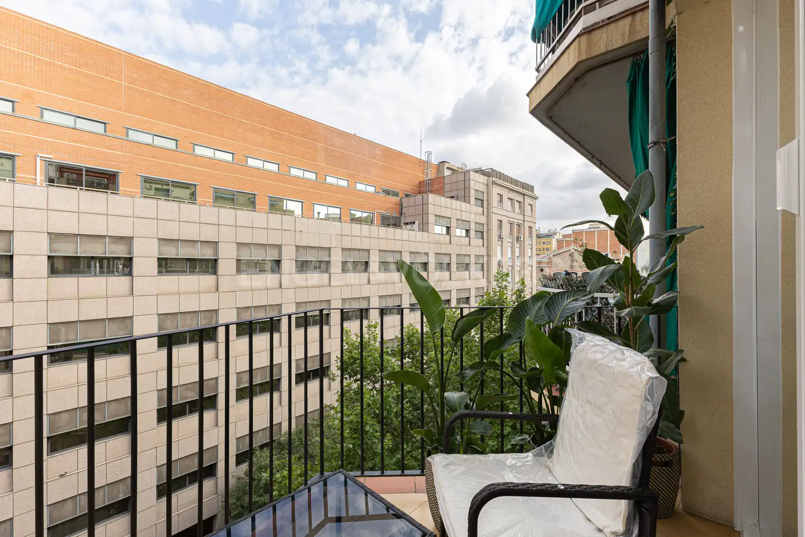 Terrassa de Pis en venda en Barcelona amb Aire condicionat, Calefacció i Balcó