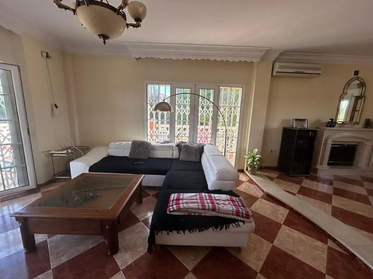 Living room of Houses for sale in Málaga  with Air Conditioner, Heating and Private garden