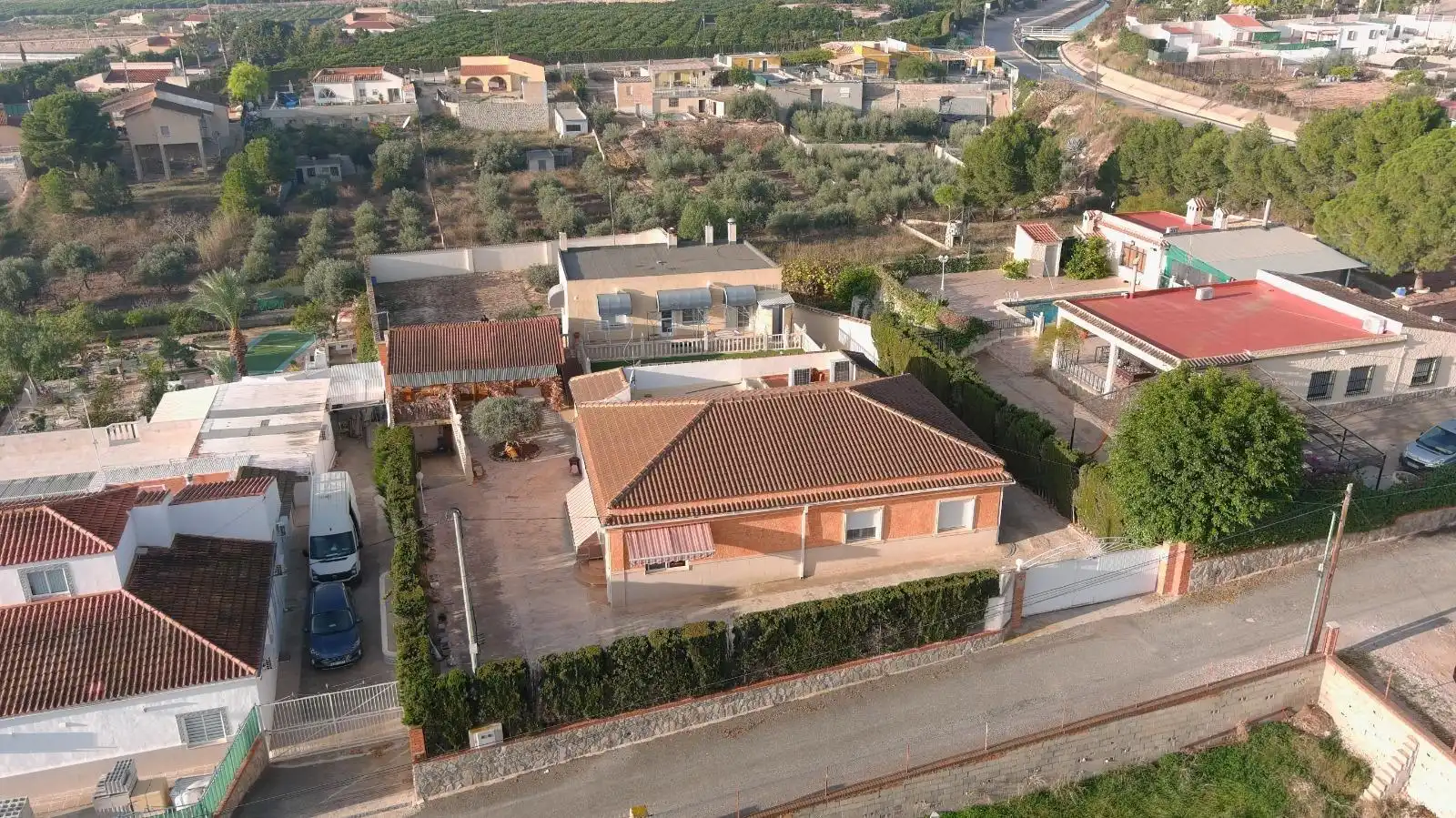 Vista exterior de Casa o xalet en venda en Albatera amb Aire condicionat, Calefacció i Jardí privat