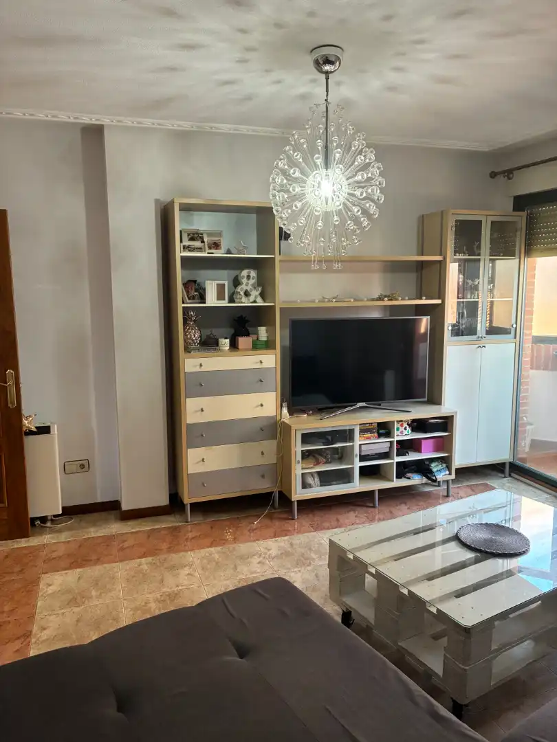 Sala de estar de Dúplex en venta en Velilla de San Antonio con Aire acondicionado, Calefacción y Parquet