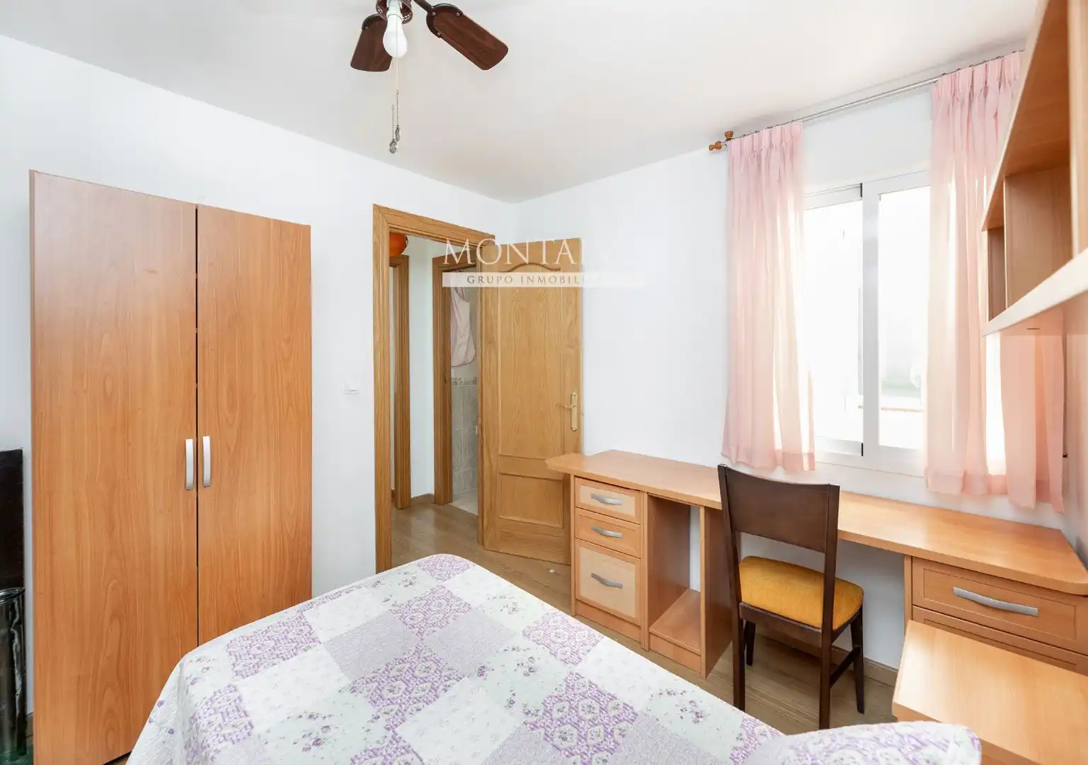 Bedroom of Flat for rent in Atarfe  with Air Conditioner, Terrace and Swimming Pool