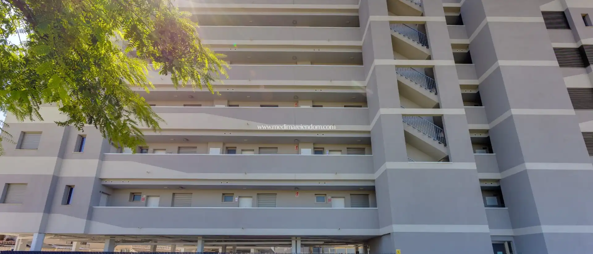 Vista exterior de Apartament en venda en Santa Pola amb Aire condicionat, Calefacció i Terrassa