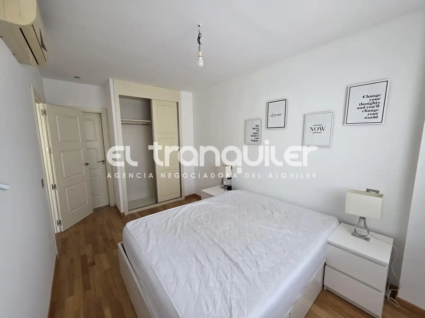 Bedroom of Flat for rent in Madrid  with Air Conditioner, Parquet flooring and Storage room