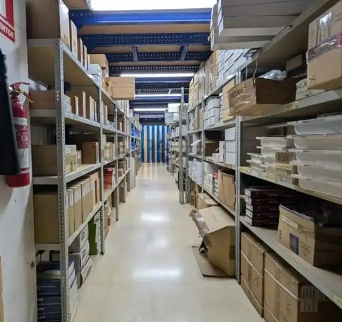 Büro zum Verkauf in Barcelona mit Klimaanlage und Heizung