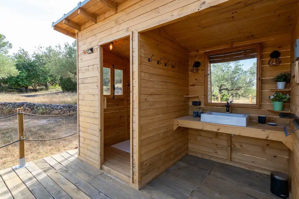 Baño de Finca rústica en venta en Aldover con Jardín privado, Terraza y Amueblado