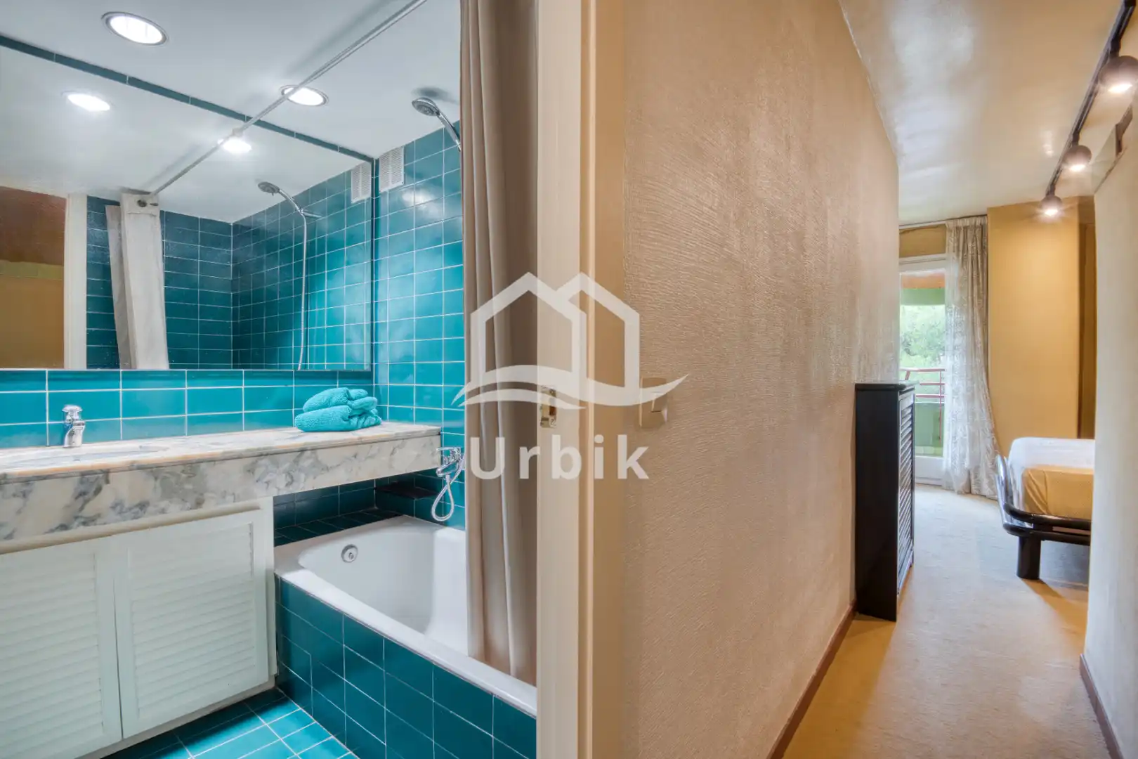 Badezimmer von Wohnung zum Verkauf in Castell d'Aro, Platja d'Aro i s'Agaró mit Terrasse, Möbliert und Balkon