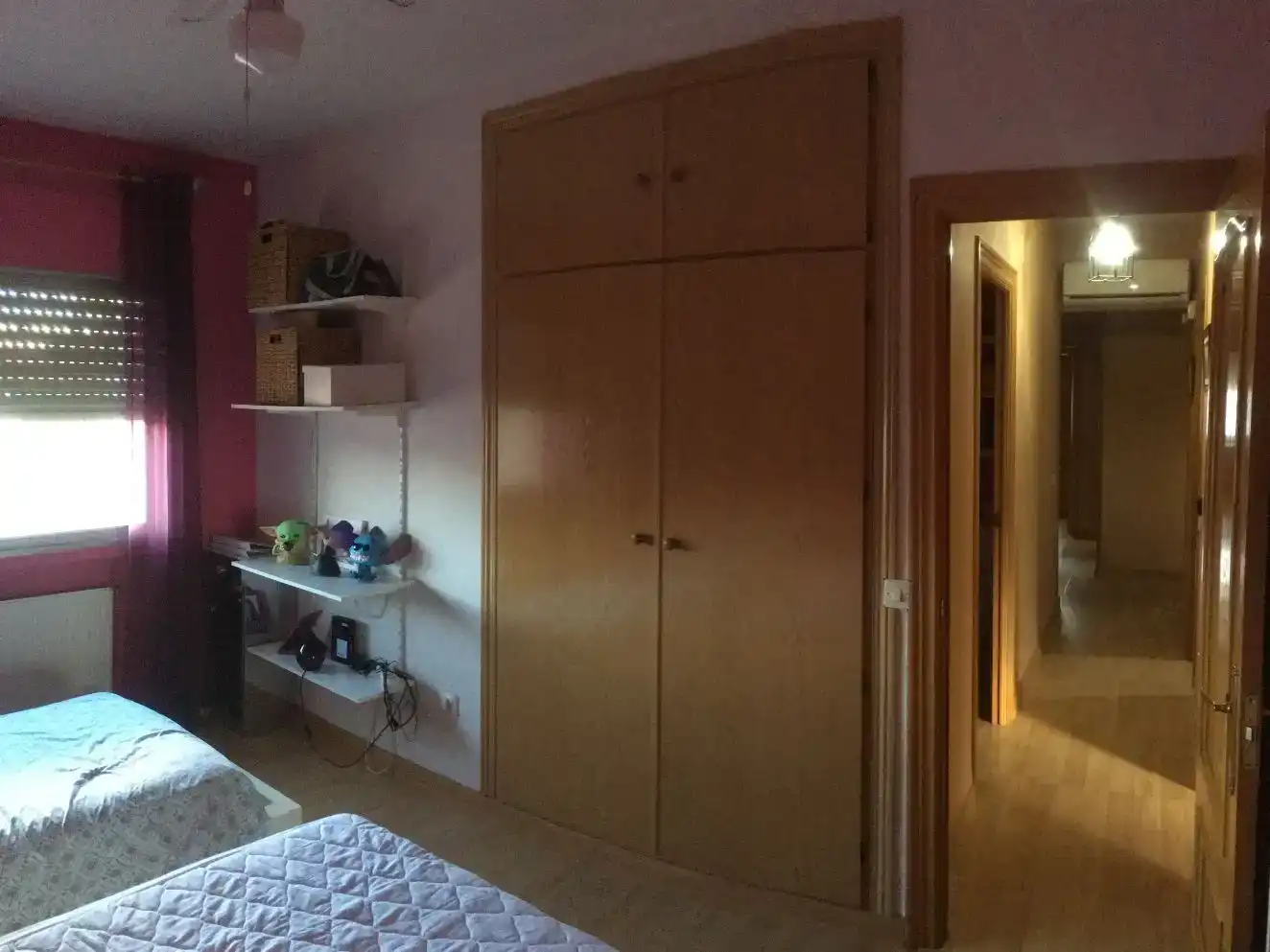 Schlafzimmer von Wohnung zum Verkauf in Cobisa mit Klimaanlage, Privatgarten und Parkett