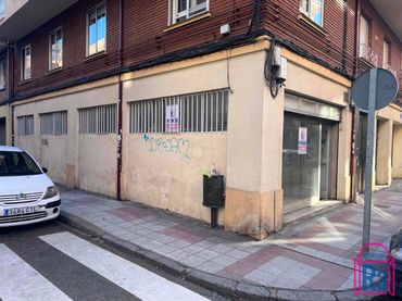 Local comercial en venda a Fernando III El Santo