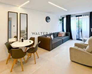 Living room of Flat to rent in  Barcelona Capital  with Air Conditioner, Heating and Parquet flooring