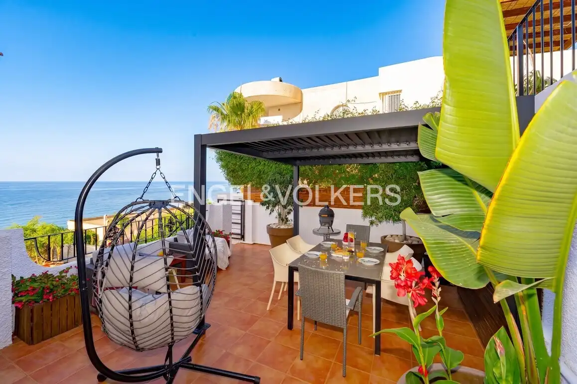 Casa adosada en venta en Calle Finlandia, 182, Poble Nou - Montiboli