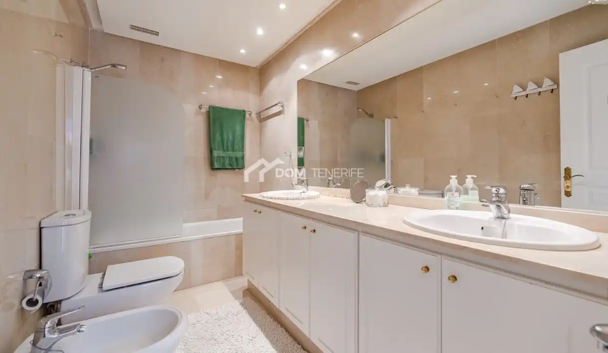 Appartamento con piscina in vendita a Costa Adeje, imagen 19