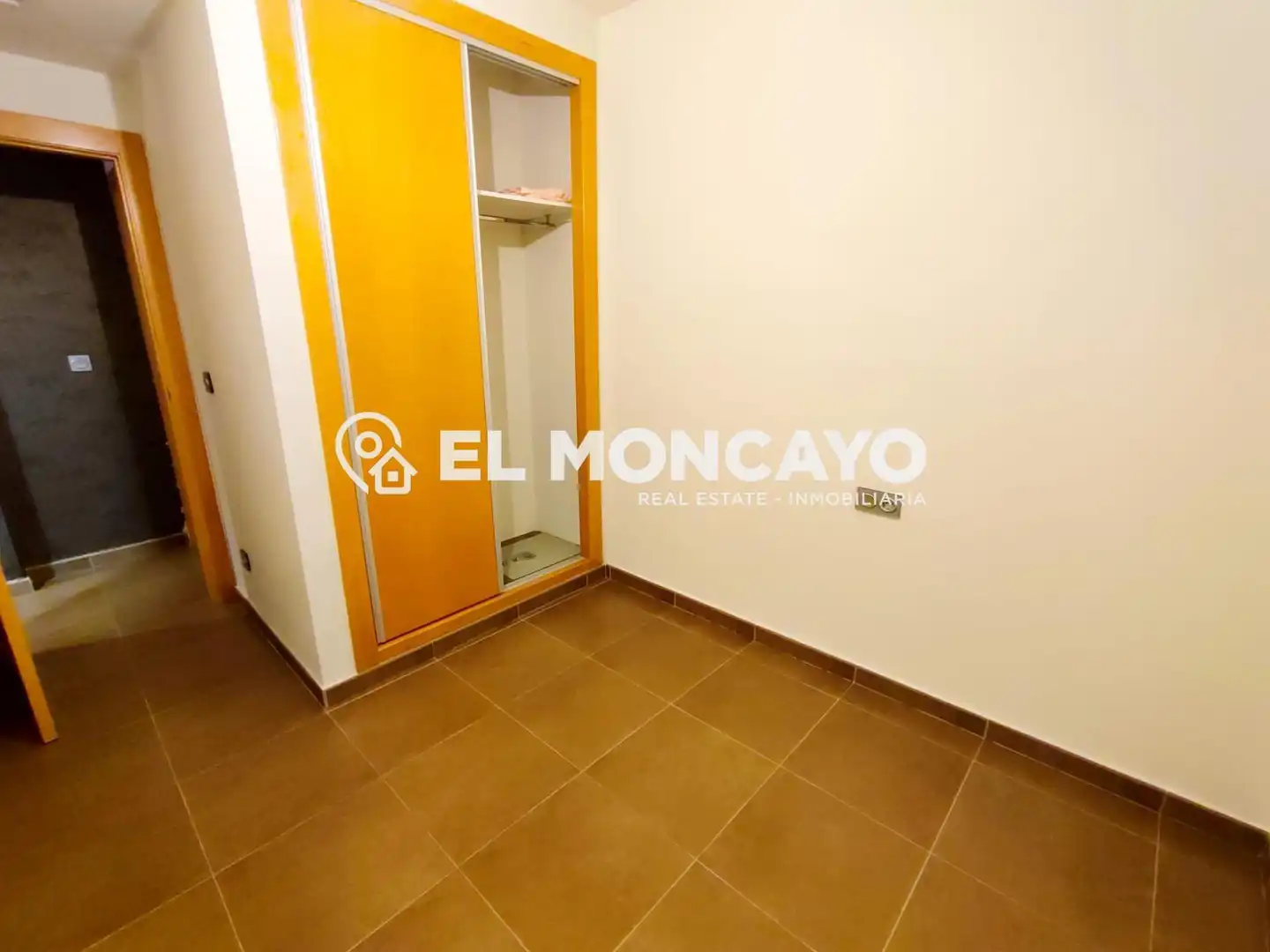 Apartments for sale in Almoradí  with Air Conditioner, Heating and Furnished