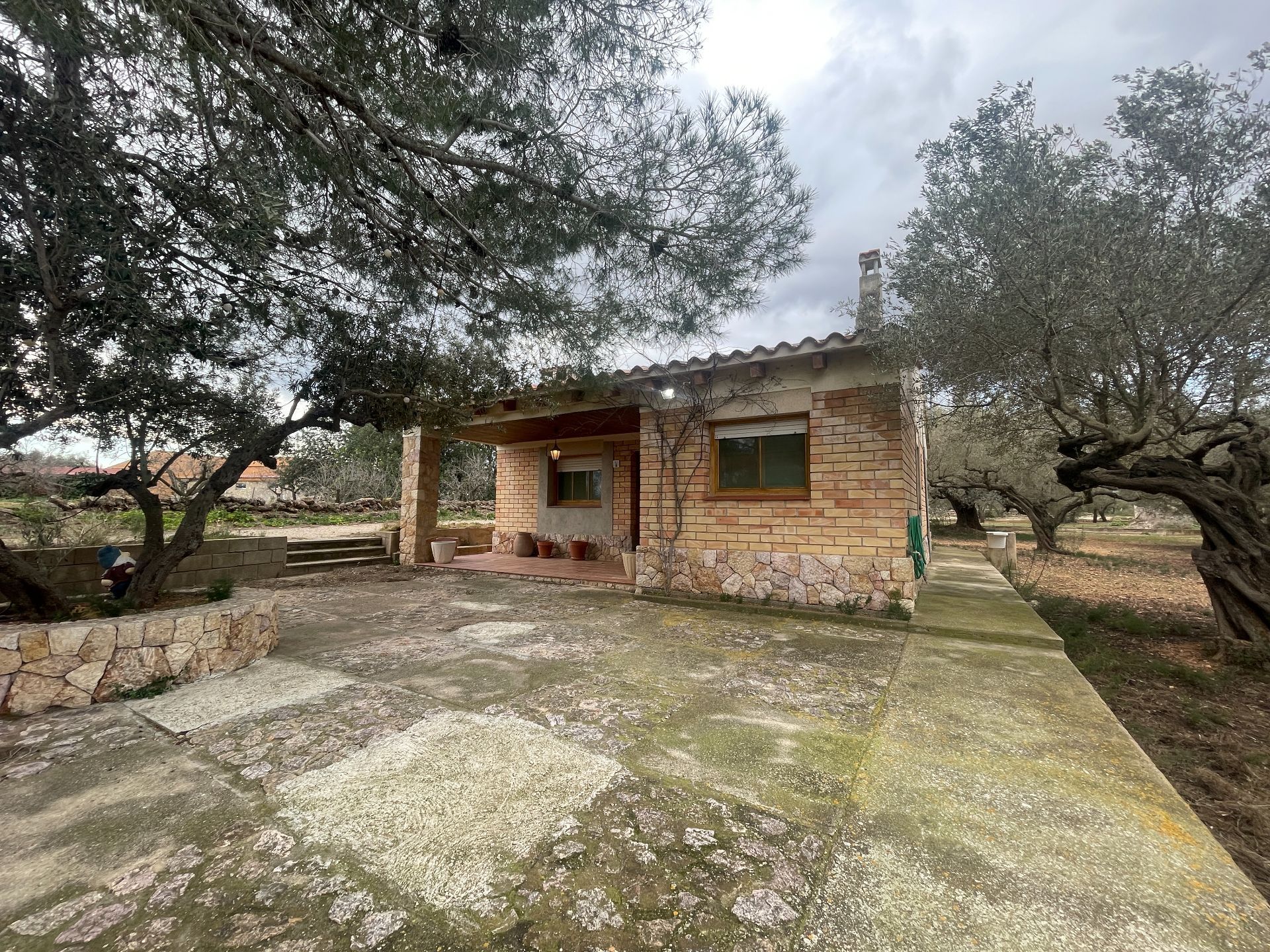 Vista exterior de Casa o xalet en venda en Tortosa amb Calefacció, Jardí privat i Terrassa