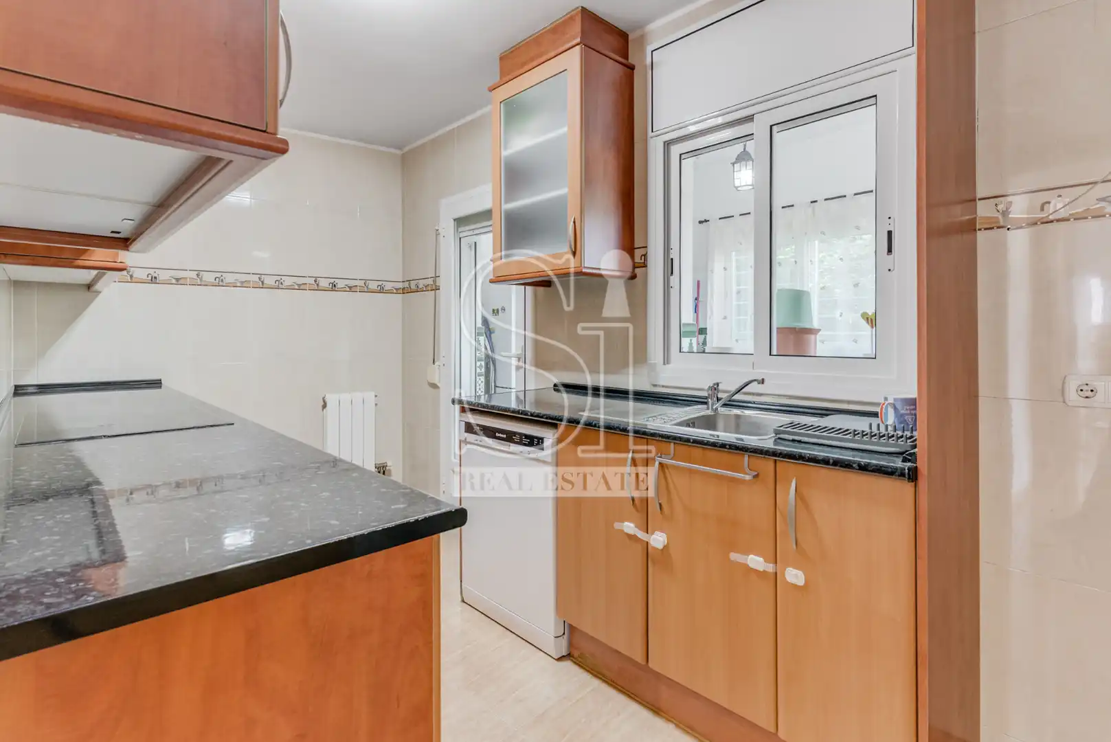 Kitchen of Houses for sale in Montcada i Reixac  with Air Conditioner, Heating and Private garden