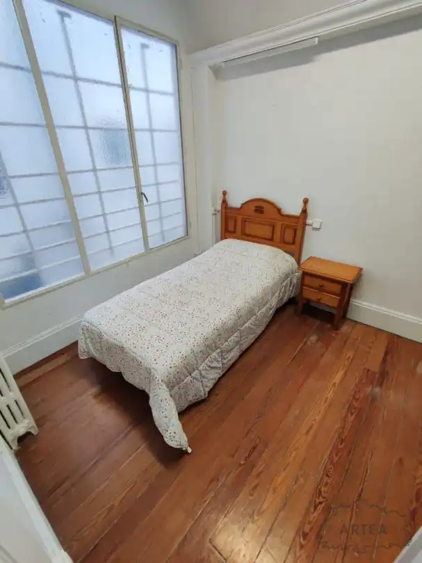 Habitación de Piso de alquiler en Bilbao  con Calefacción, Horno y Lavadora