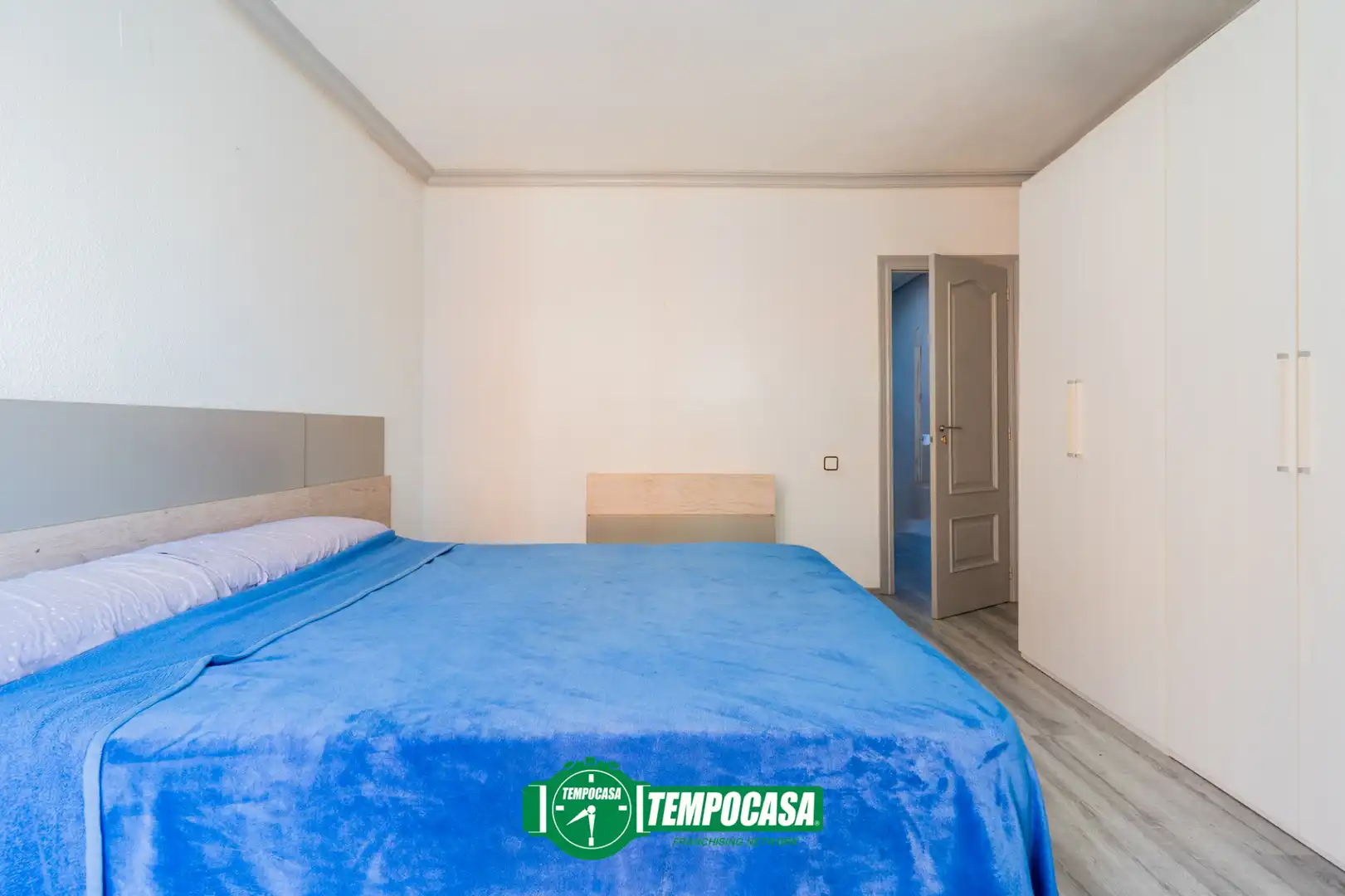 Habitación de Piso en venta en Silla con Aire acondicionado, Calefacción y Amueblado