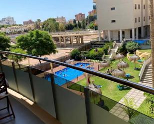 Piscina de Pis de lloguer en El Campello amb Aire condicionat i Terrassa