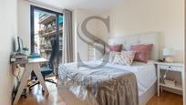 Bedroom of Flat for sale in  Barcelona Capital  with Air Conditioner and Balcony