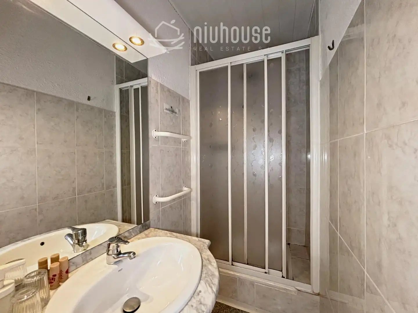 Hotel en venta en Latour - de - Carol, imagen 14