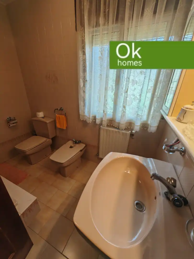 Baño de Casa o chalet en venta en Mesía con Calefacción, Jardín privado y Parquet