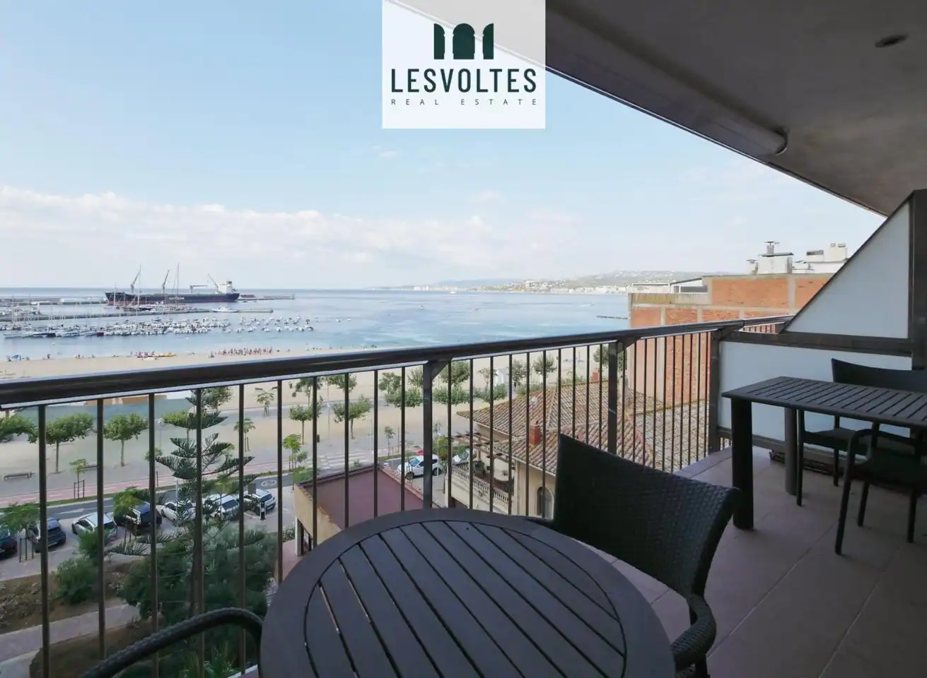 Mini appartamento con terrazza in vendita a Passeig del Mar