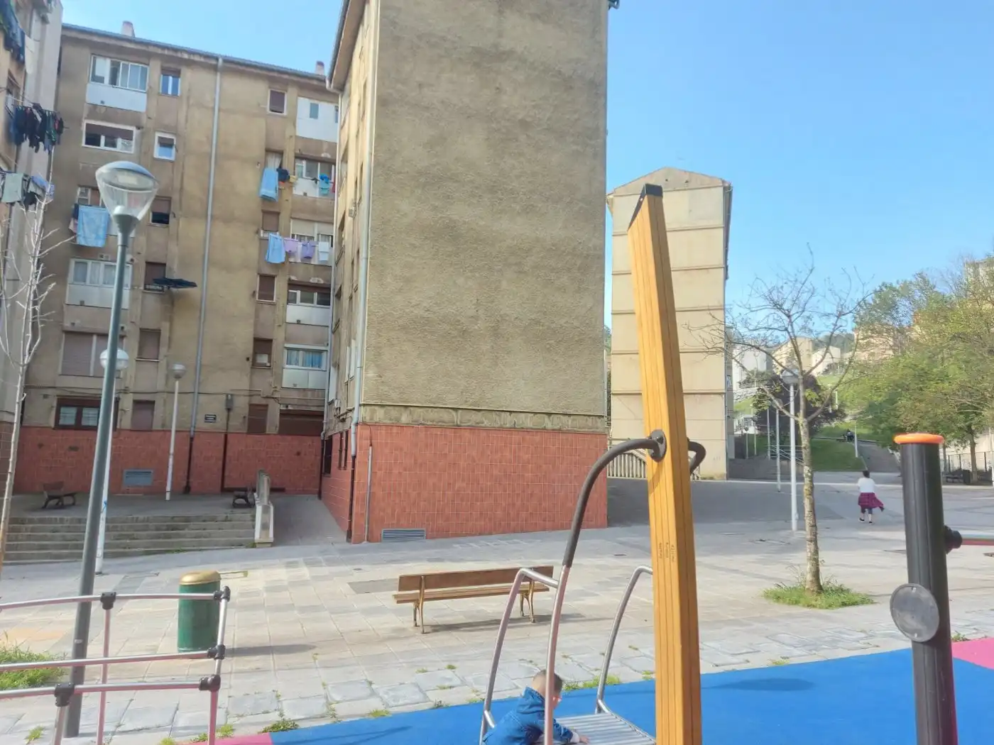 Vista exterior de Piso en venta en Otxarkoaga - Txurdinaga