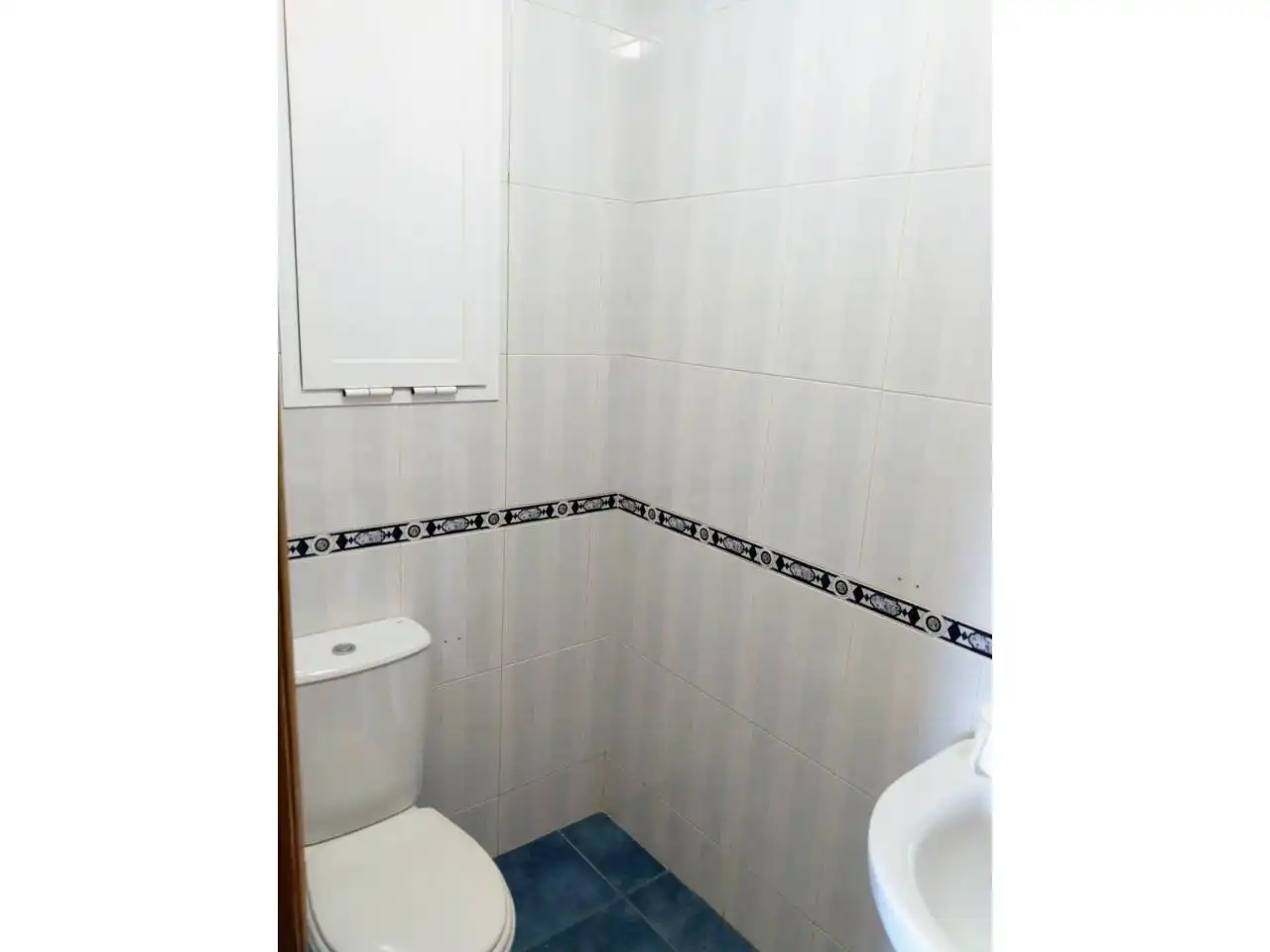 Baño de Piso en venta en Burgos con Calefacción y Amueblado