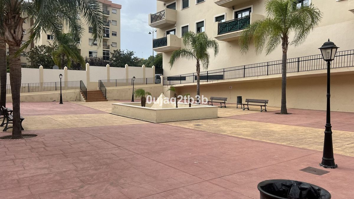 Terrassa de Dúplex en venda en Estepona amb Aire condicionat, Terrassa i Traster